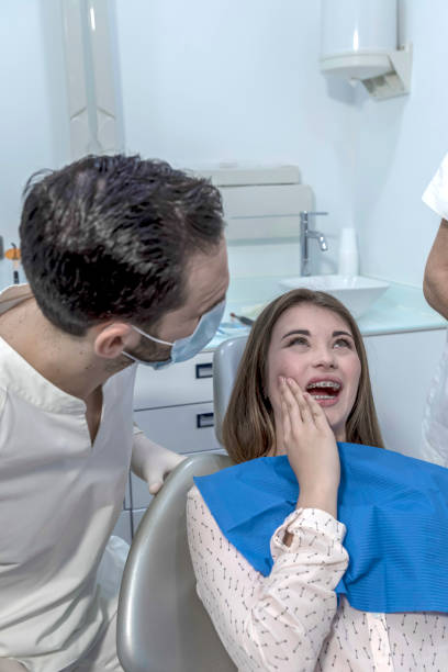 Best Emergency Root Canal Treatment in Alma, AR